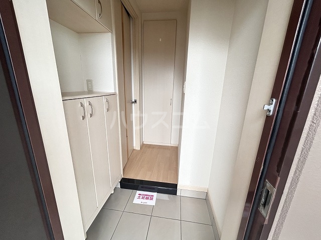 13/30 玄関