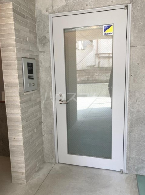 29/29 エントランス