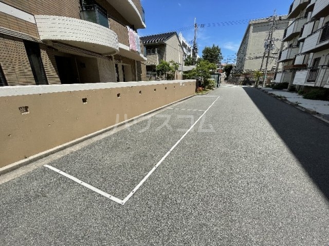 21/30 駐車場