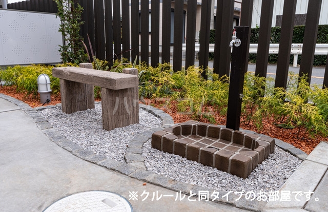 15/21 エントランス