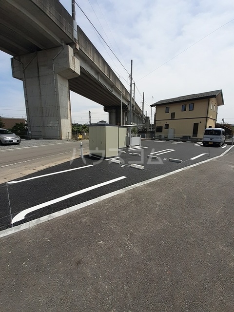 15/27 駐車場