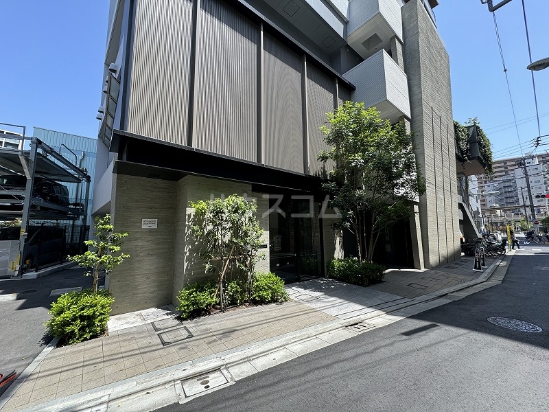 17/26 エントランス