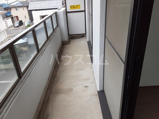 18/27 バルコニー