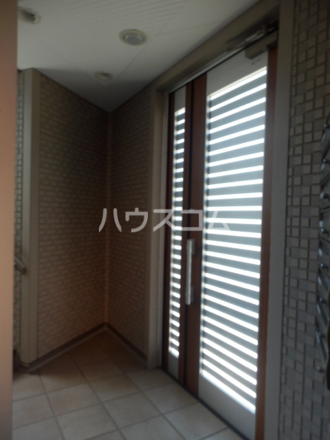 20/24 エントランス