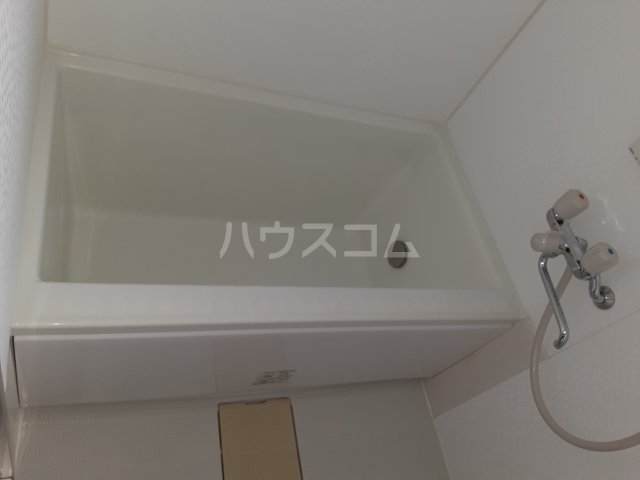 13/25 浴室