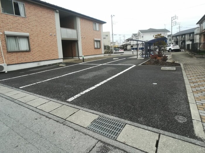 20/24 駐車場