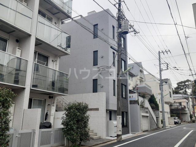 2/30 外観