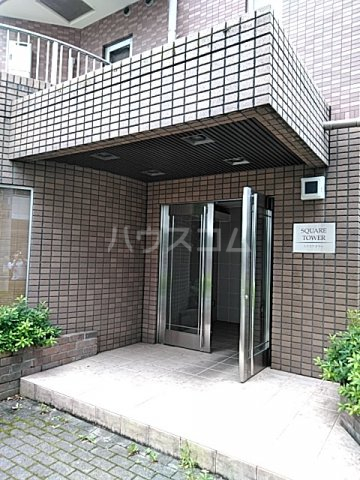 22/30 エントランス