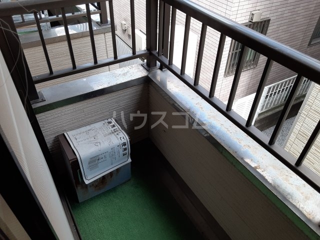 20/30 バルコニー