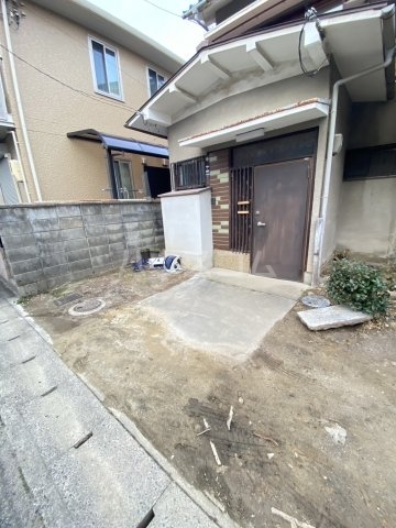 25/30 駐車場