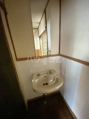 16/30 洗面