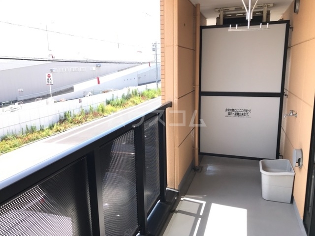 22/25 バルコニー