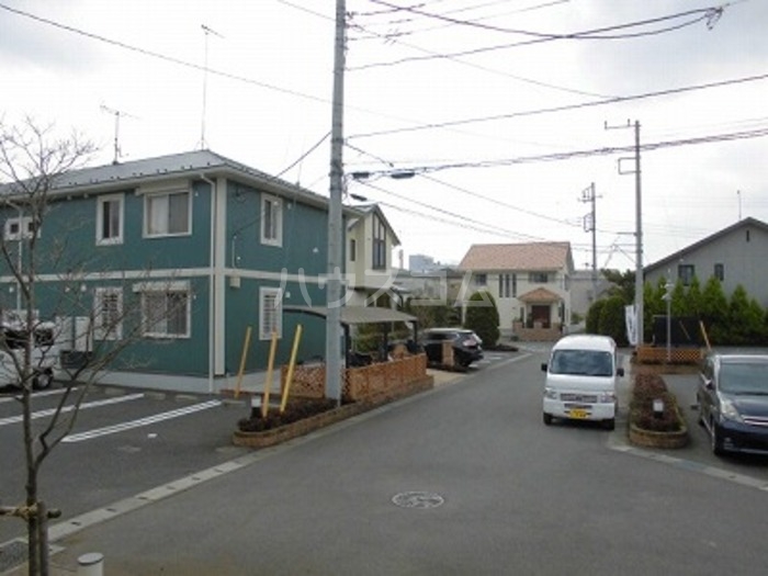 17/27 駐車場