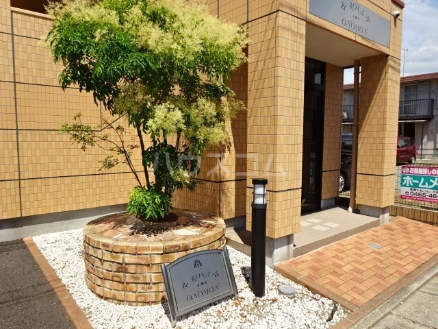 24/29 エントランス