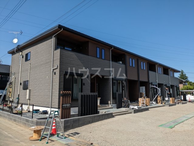 2/8 外観