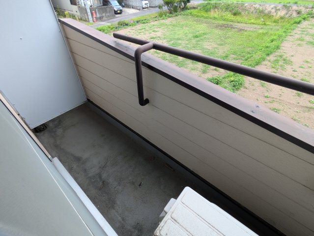 13/18 バルコニー