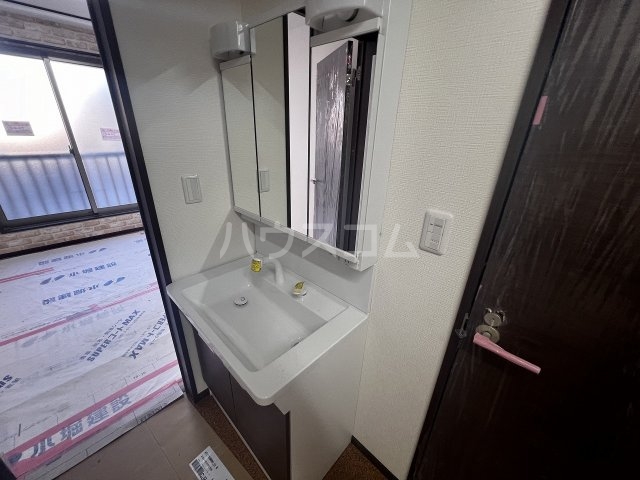 13/30 洗面