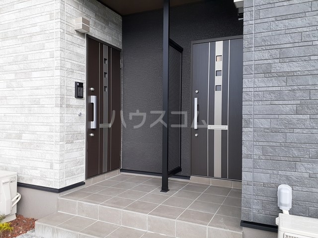 14/20 エントランス