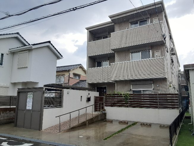 2/30 外観