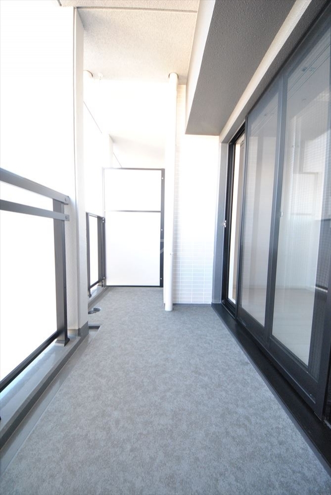 21/30 バルコニー