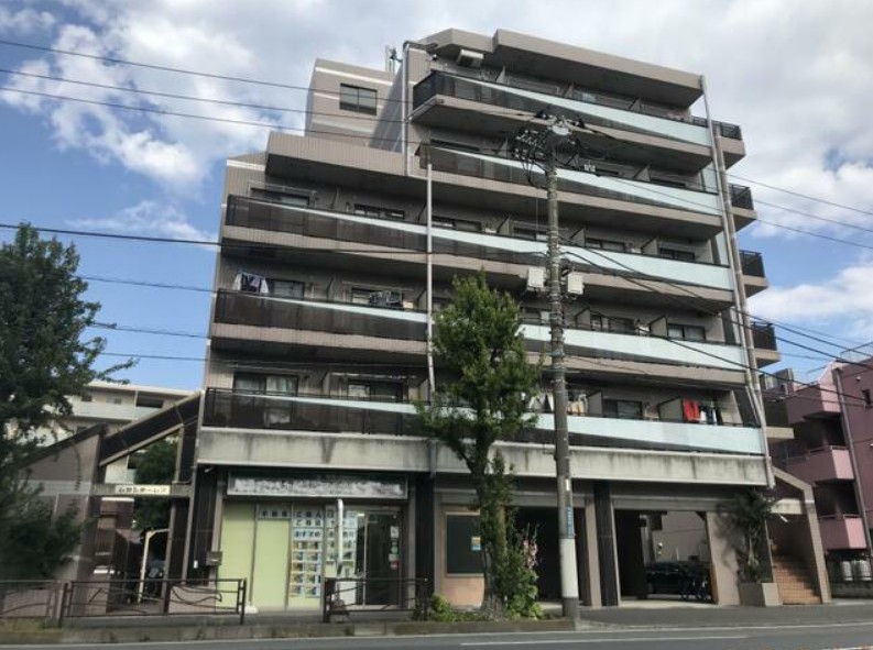 14/16 エントランス