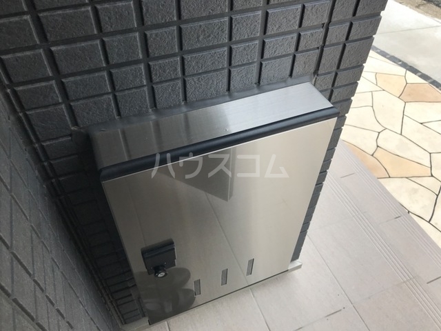 22/30 エントランス