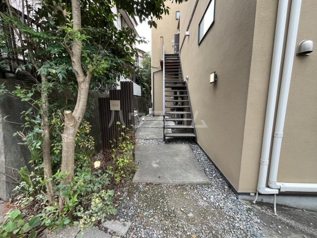 13/20 エントランス