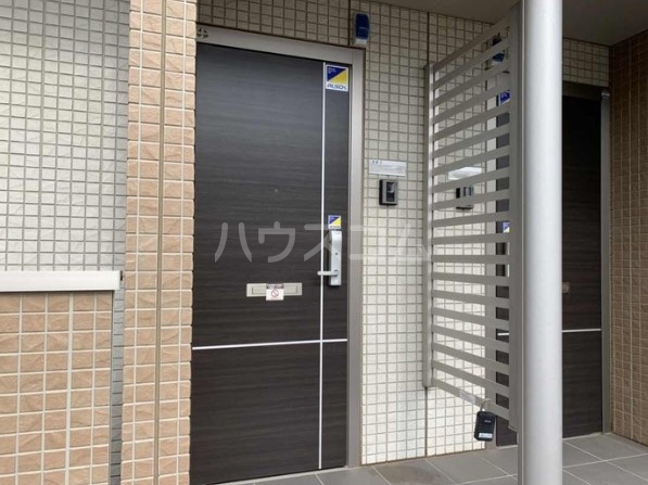 19/21 エントランス