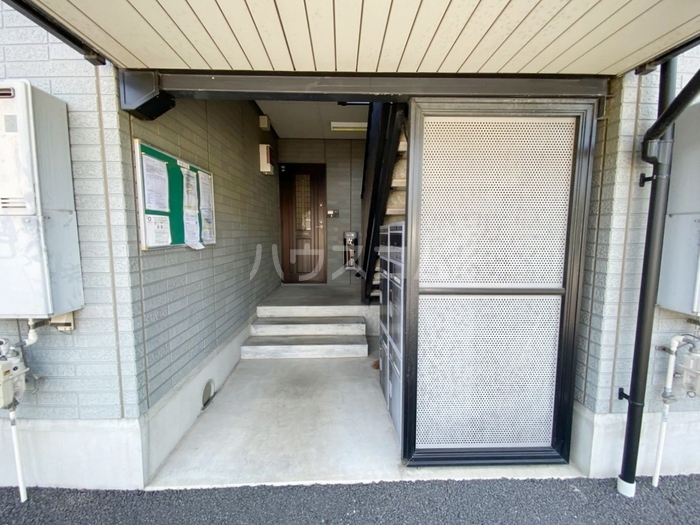 19/22 エントランス