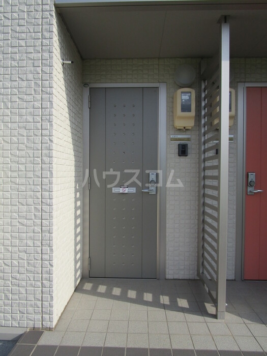 14/25 エントランス