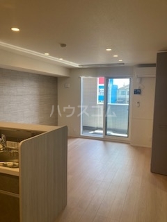 23/30 エントランス