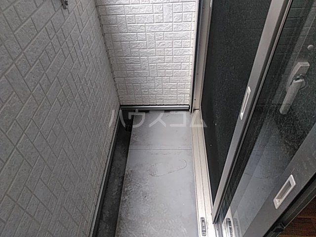 15/23 バルコニー