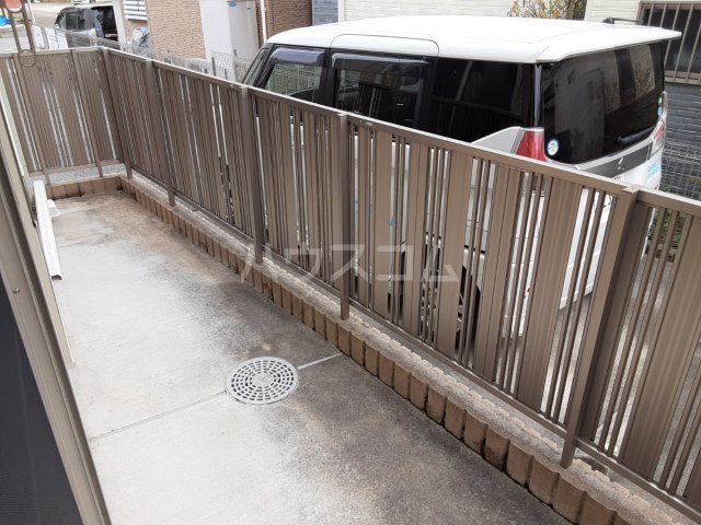 21/30 バルコニー