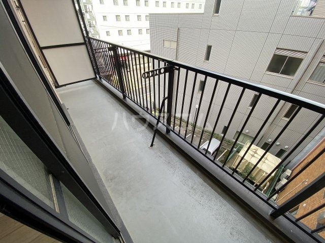 15/27 バルコニー