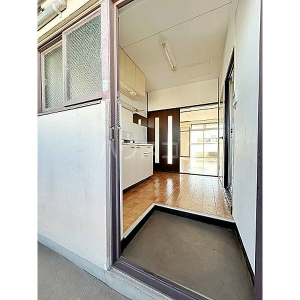 15/25 エントランス