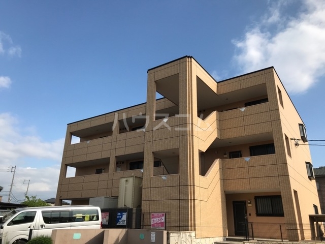 3/7 エントランス