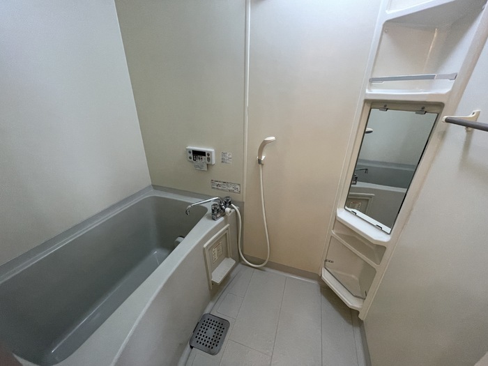 13/29 浴室