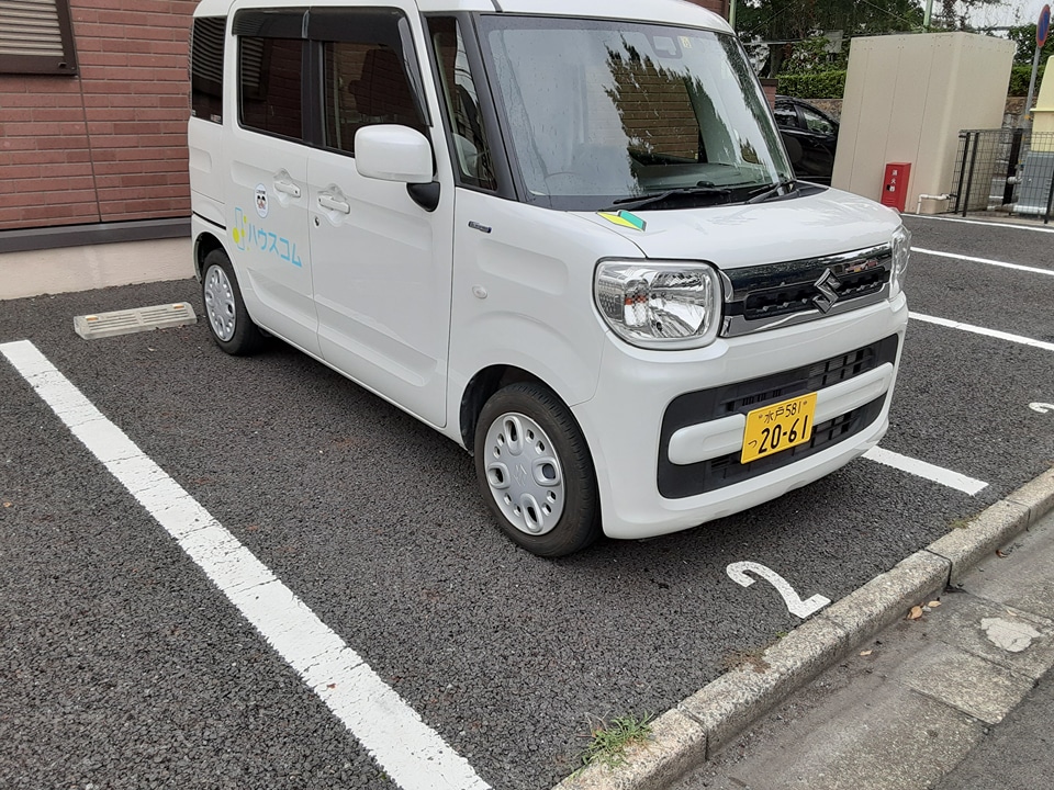 23/30 駐車場