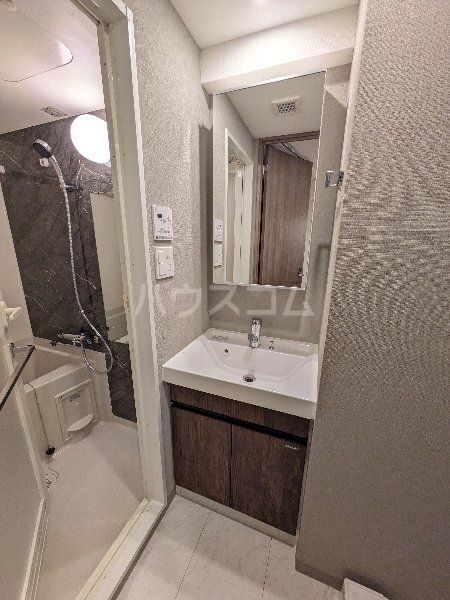 13/30 洗面