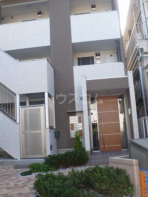 19/25 エントランス