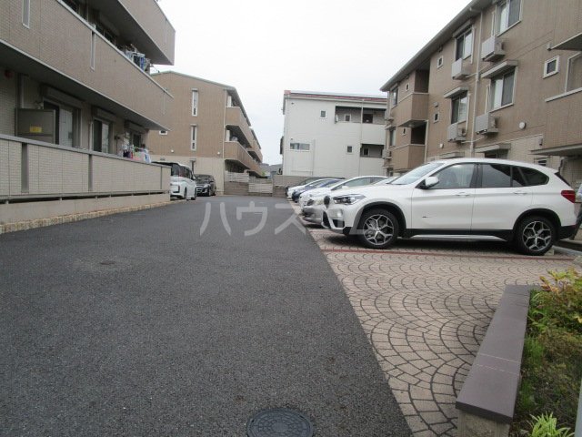 22/30 駐車場