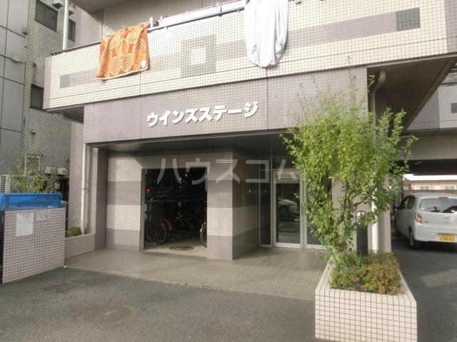 26/30 エントランス