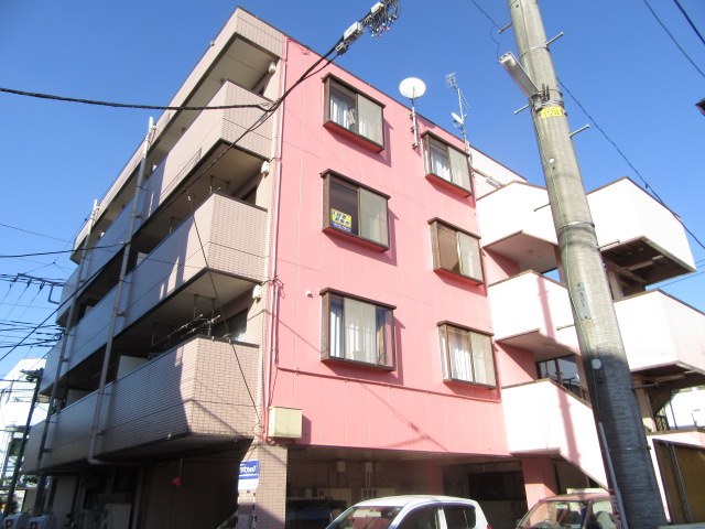 21/28 エントランス