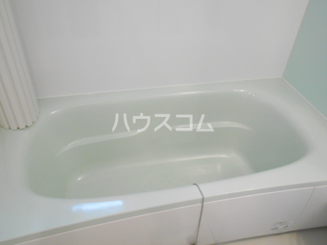 13/30 浴室