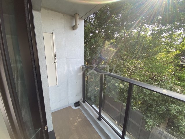 15/28 バルコニー