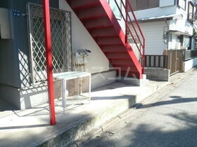 25/30 エントランス