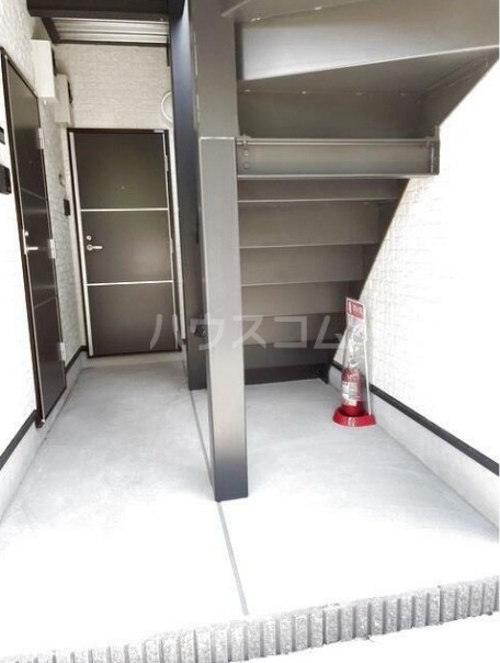 15/25 エントランス