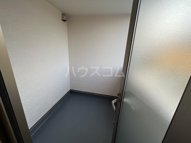 21/27 バルコニー