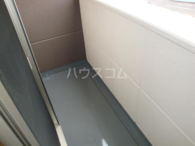 13/18 バルコニー