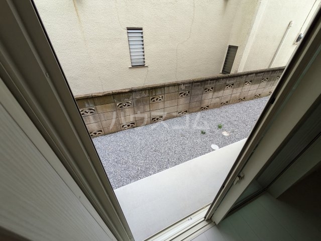 19/30 バルコニー